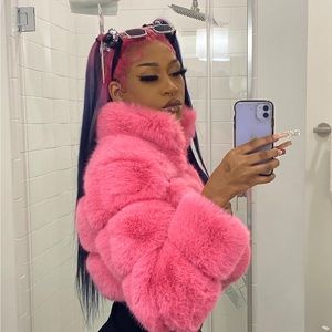 Meet your Posher, Imani